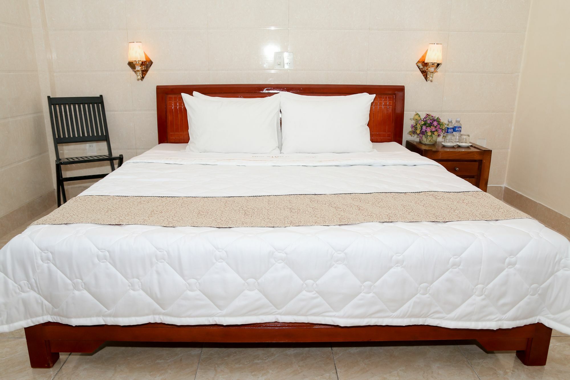 Hue Family Boutique Homestay Exteriör bild