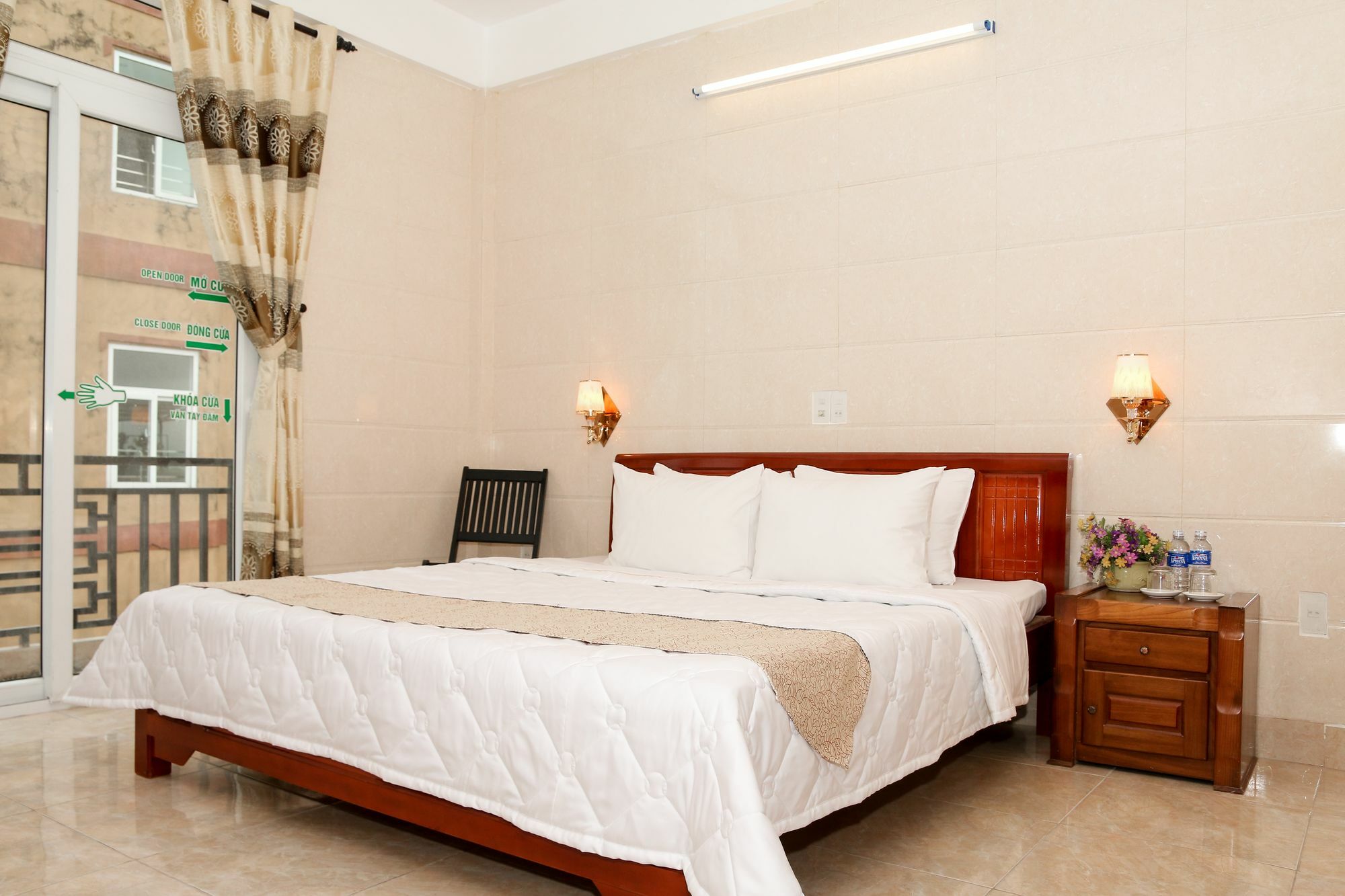 Hue Family Boutique Homestay Exteriör bild